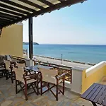 Kionia Apartments *