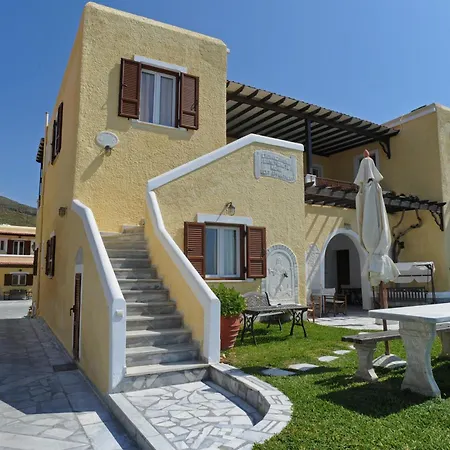 Kionia Apartments *