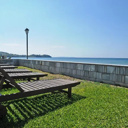 Kionia Apartments 아파트